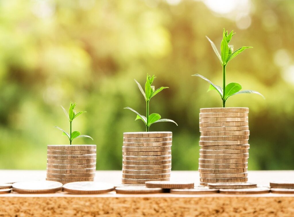 macro economic trends 2023